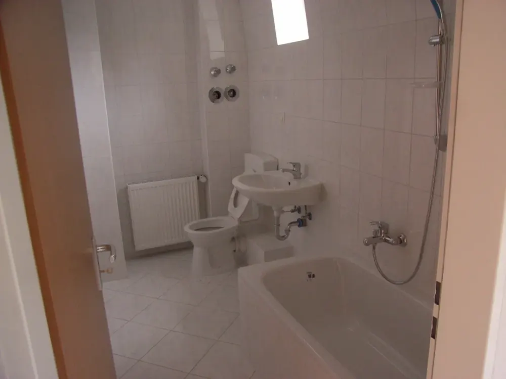 RENOVIERTE 3-Zimmer-Whg. in Dortmund - Eving