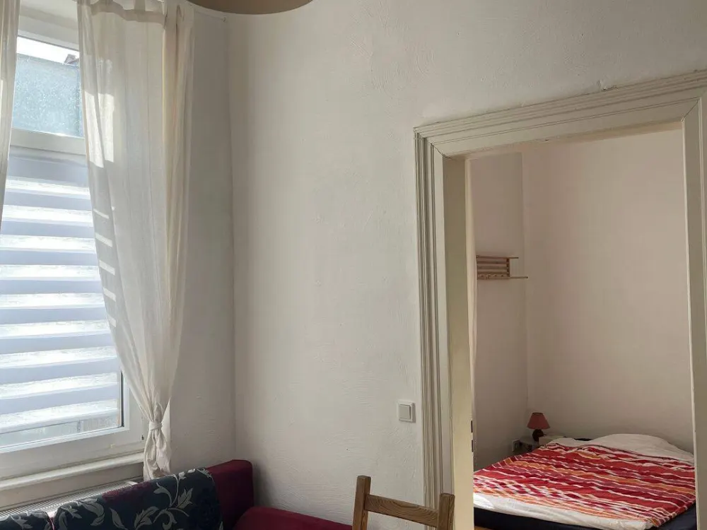 Old Building Studio Apartment Mainzer Straße
