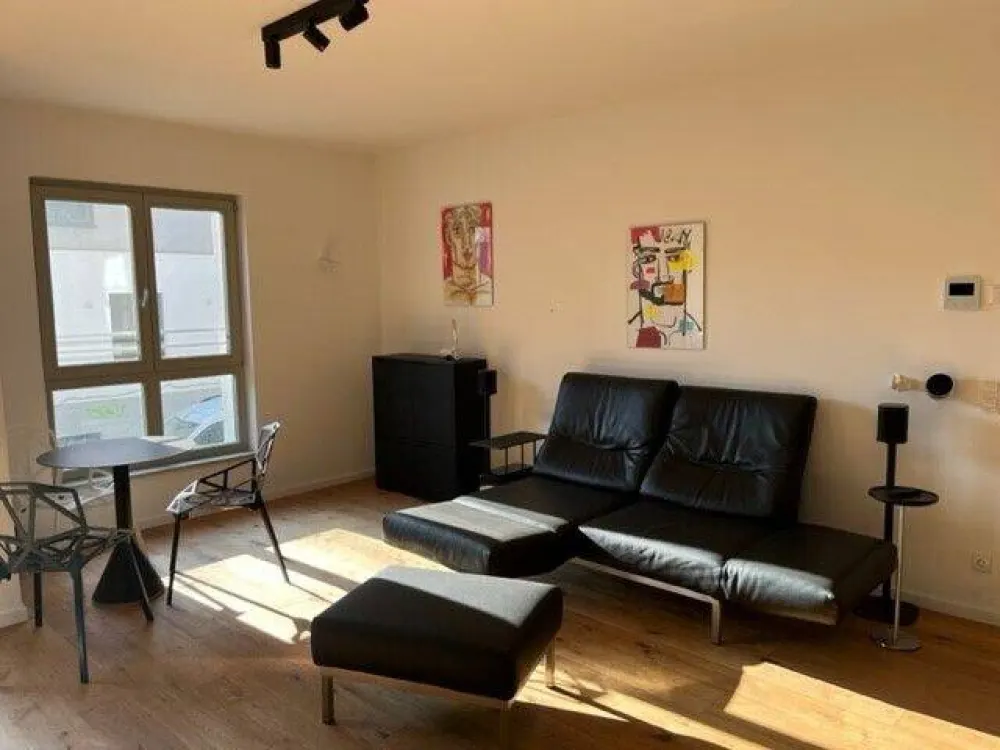 Extravagant Möbliert | Apartment mit Balkon - EBK - Stellplatz uvm.