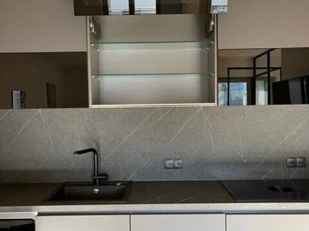Extravagant Möbliert | Apartment mit Balkon - EBK - Stellplatz uvm.