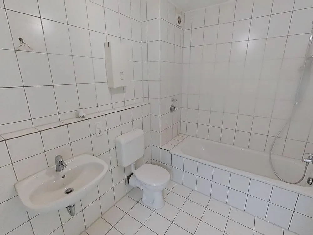 Charmantes Single-Paradies: Helle 1-Zimmer-Wohnung mit offener Küche & Wanne