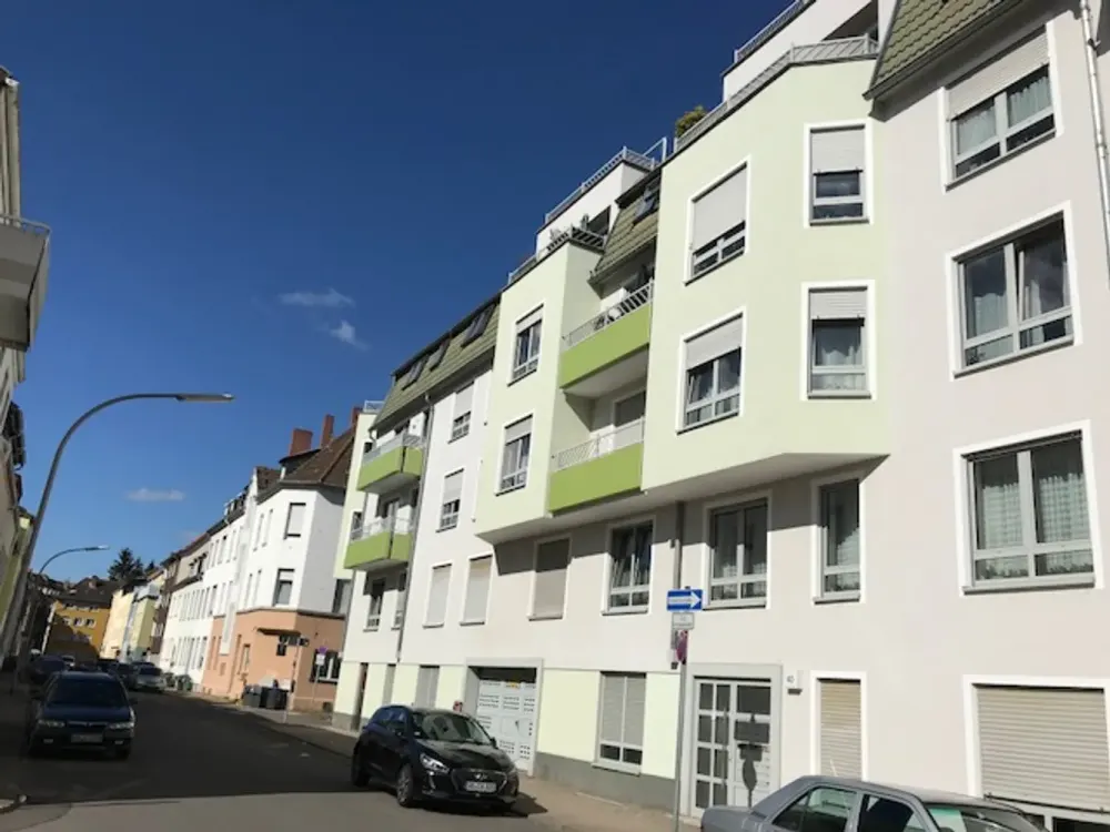 Attraktive 2-Zimmerwohnung in ruhiger/zentraler Lage von Alt-Saarbrücken