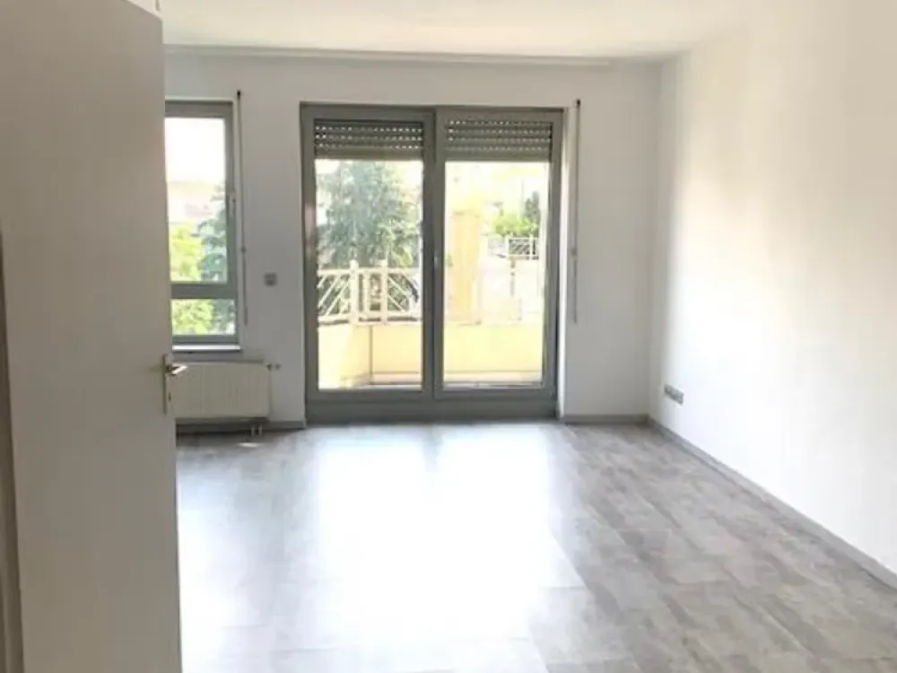 Attraktive 2-Zimmerwohnung in ruhiger/zentraler Lage von Alt-Saarbrücken