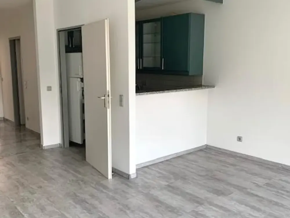 Attraktive 2-Zimmerwohnung in ruhiger/zentraler Lage von Alt-Saarbrücken