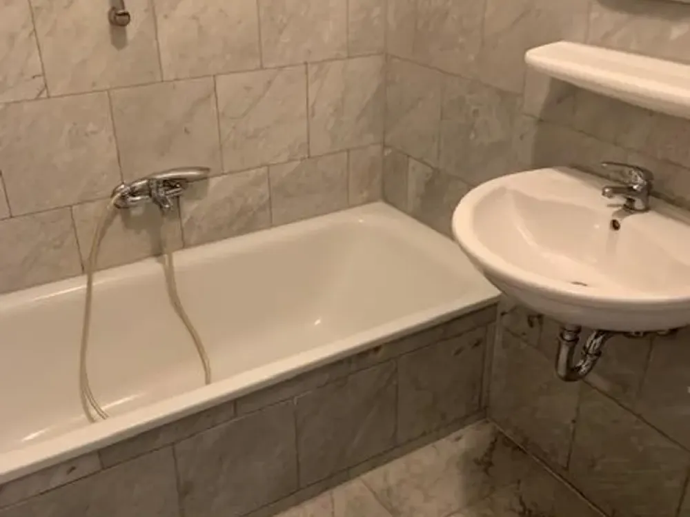 Attraktive 2-Zimmerwohnung in ruhiger/zentraler Lage von Alt-Saarbrücken