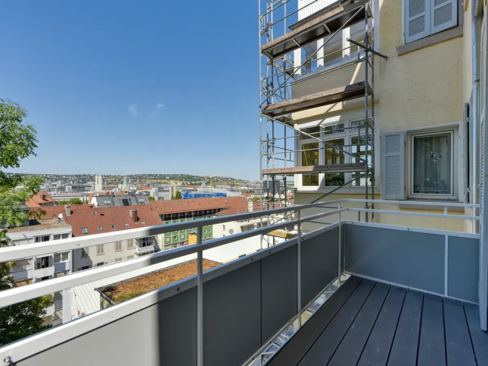 +++ Bestlage - Blick auf Stuttgart - City zu Fuß - Erstbezug - inkl. Kfz-Stellplatz & neuer EBK +++