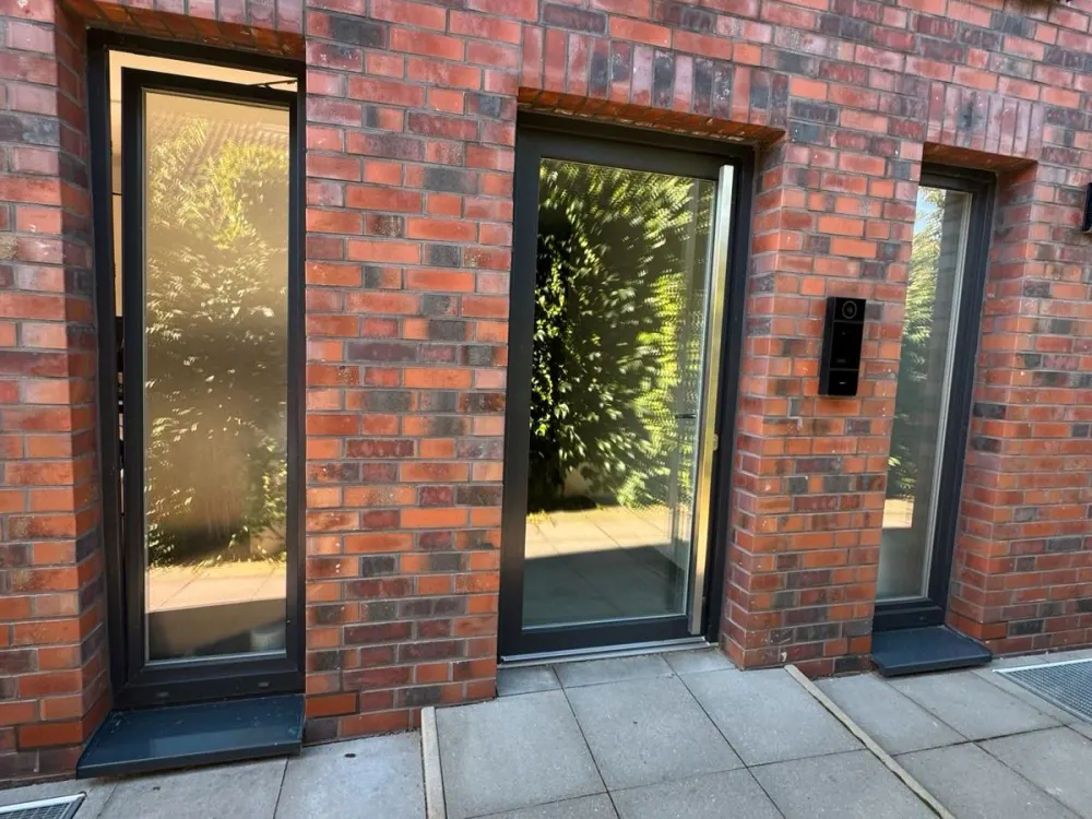 2-Zimmer-Neubau-Maisonette mit privatem Garten & Terrasse