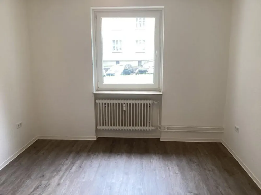 Happiness Has a Home: Interesting 2-Room Apartment in Keplerkiez