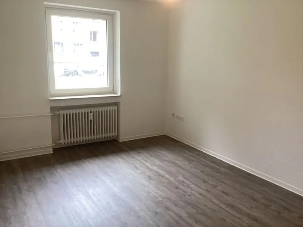 Happiness Has a Home: Interesting 2-Room Apartment in Keplerkiez