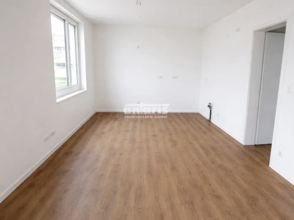 antaris Immobilien GmbH **Besonderes Wohnen, 3-Raum-Wohnung mit Terrasse und Balkon**