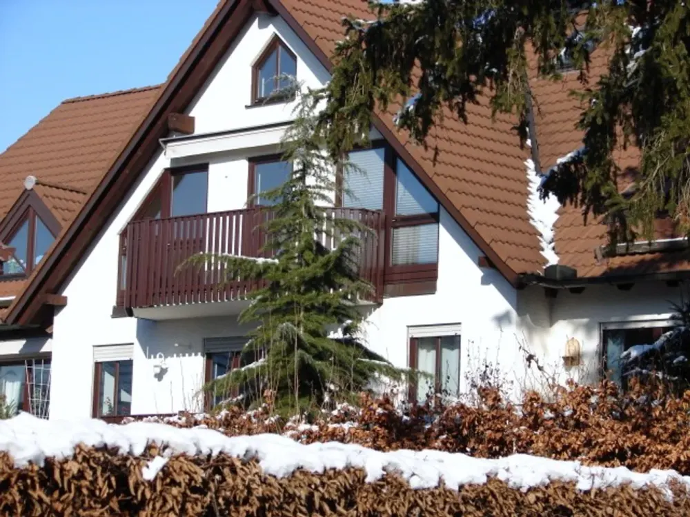 Helle 2-Zimmer-Wohnung mit Süd-West-Balkon und zusätzlicher Galerie