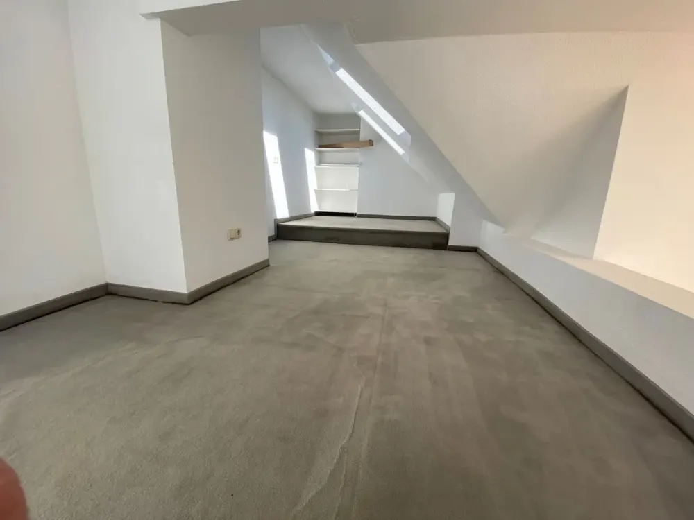 Helle 2-Zimmer-Wohnung mit Süd-West-Balkon und zusätzlicher Galerie