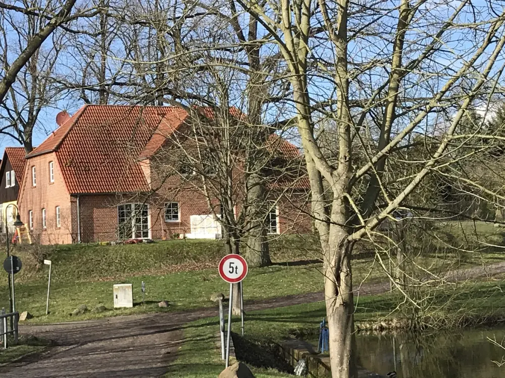 Gut geschnittene sonnige 2-Zimmer-Wohnung in ruhiger Lage zur Miete in Damm