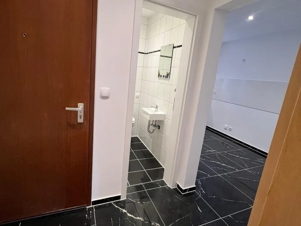 Frisch renovierte 2-Zimmer-Wohnung