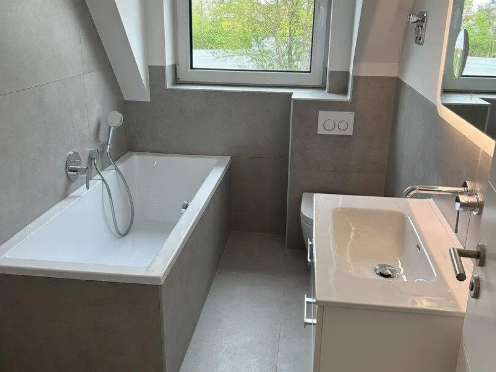 WG-Zimmer in 4er WG komplett saniert und modern