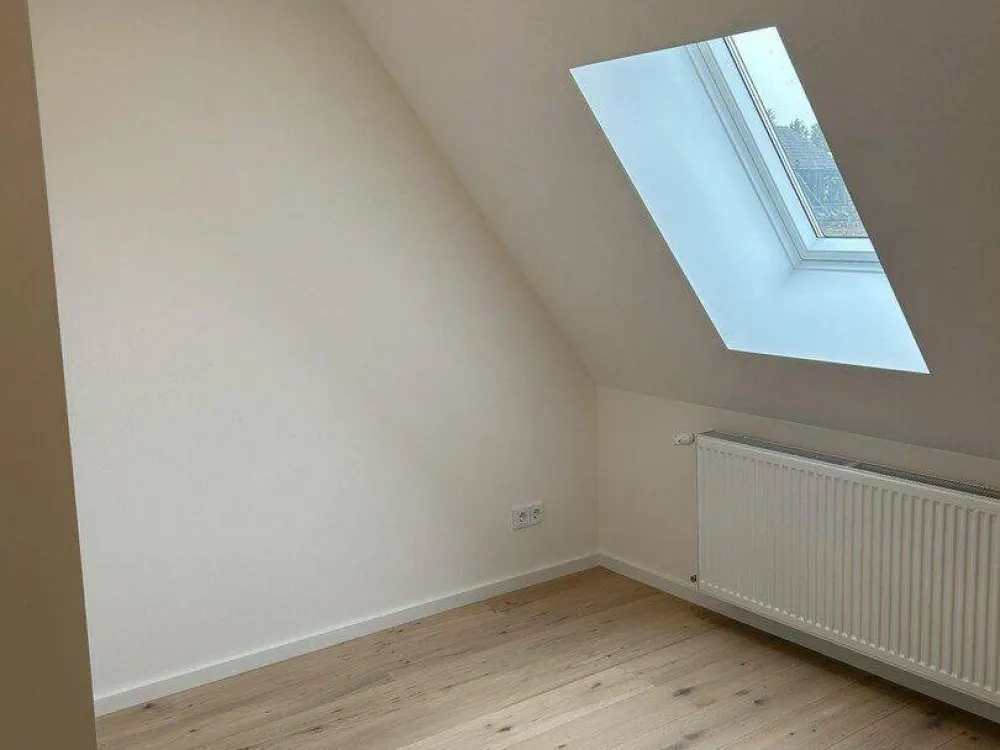 WG-Zimmer in 4er WG komplett saniert und modern