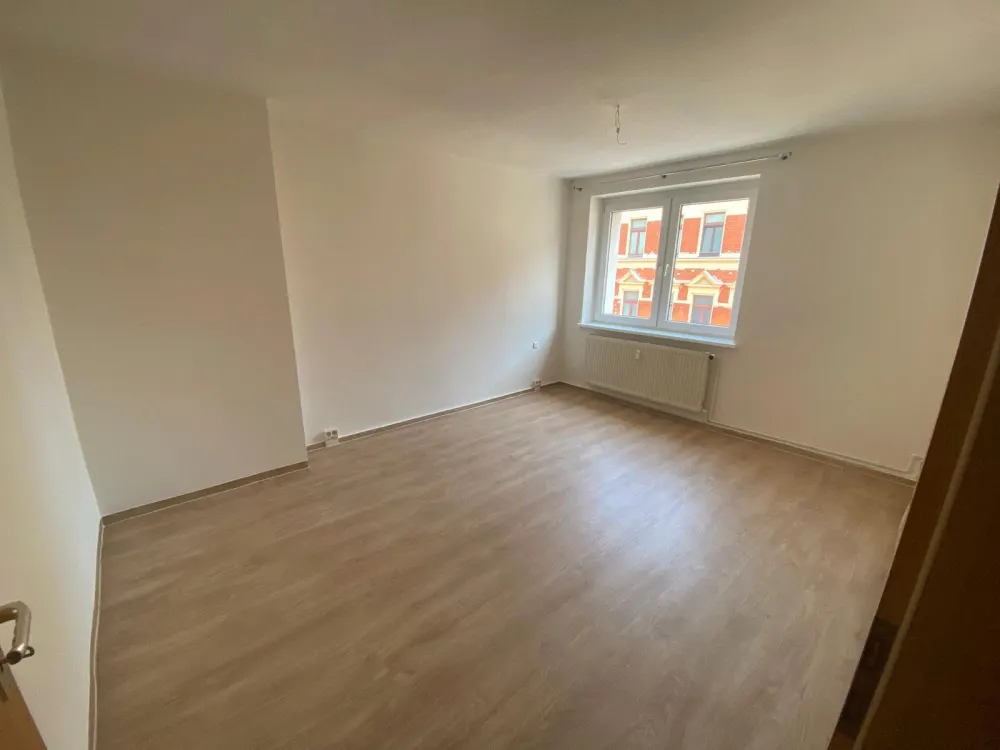 2-Raum-Whg. m. Außenstellplatz - 12 Bahn-Min. zum Leipziger Markt