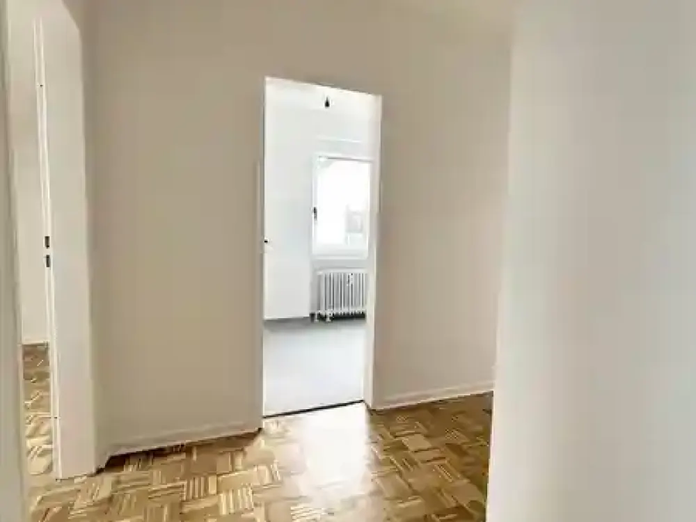 First-class renovated: 3-room apartment in Pattensen