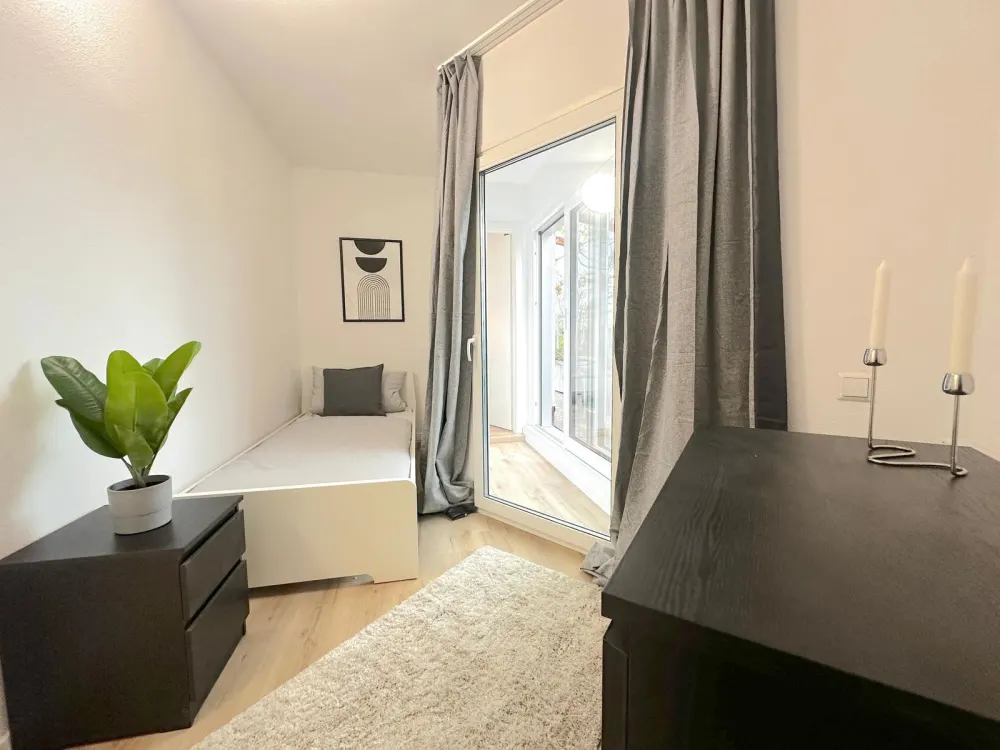 WG-Zimmer frei, Homburger Landstraße 691 in Frankfurt am Main