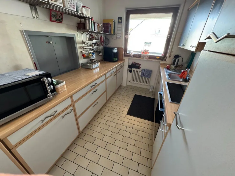 Sonnige 4,5 Zimmer-Wohnung mit herrlichem Blick ins Grüne (1.OG)