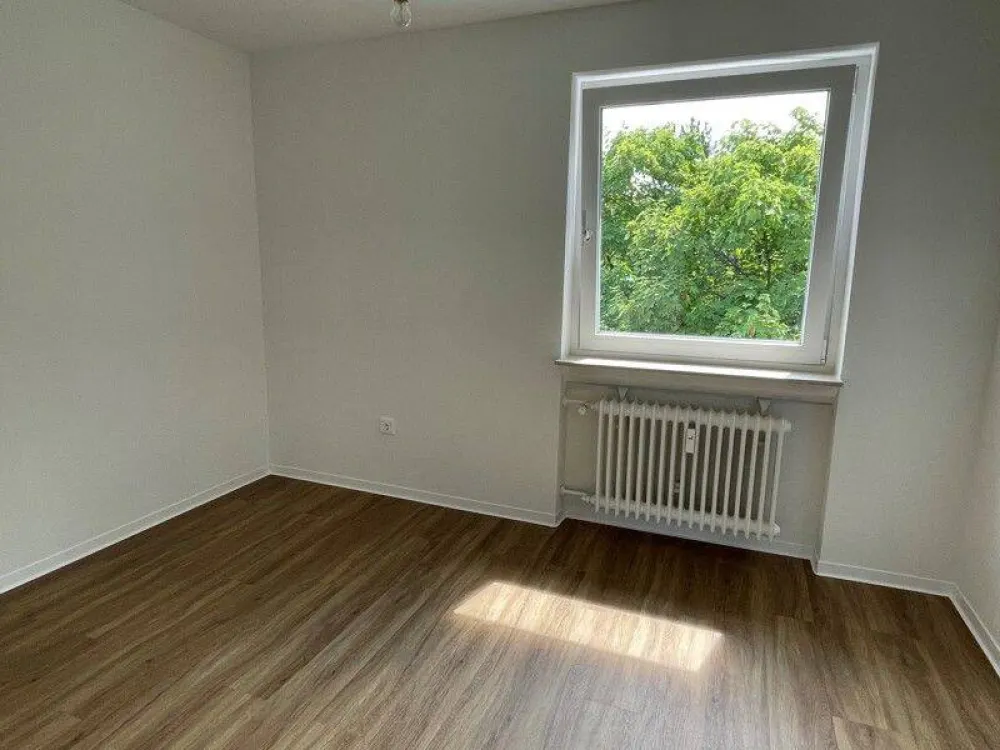 Sanierte 3-Zimmerwohnung mit Balkon