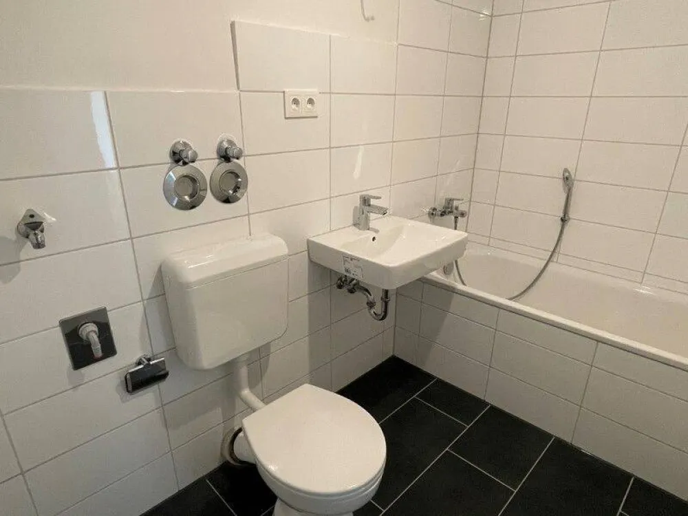 Sanierte 3-Zimmerwohnung mit Balkon