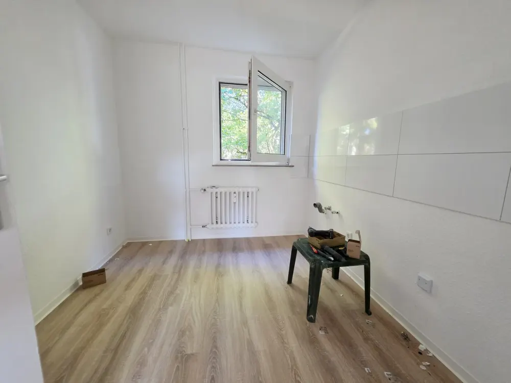 Modernisiert mit Balkon in Hagen Haspe. HS27WE16