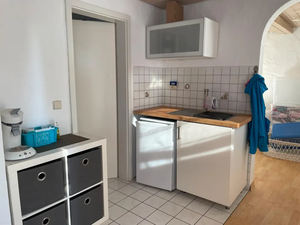 RV Mitte: Small Furnished Apartment Available Temporarily from Mid-September