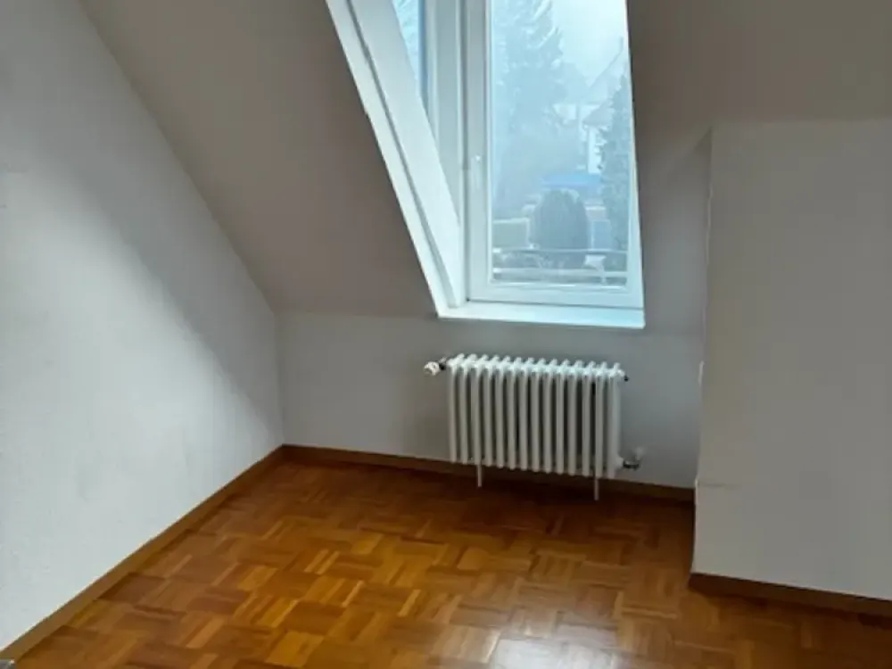 Exklusive 3,5-Zi.-Wohnung mit Gartennutzung in schöner Lage in Degerloch