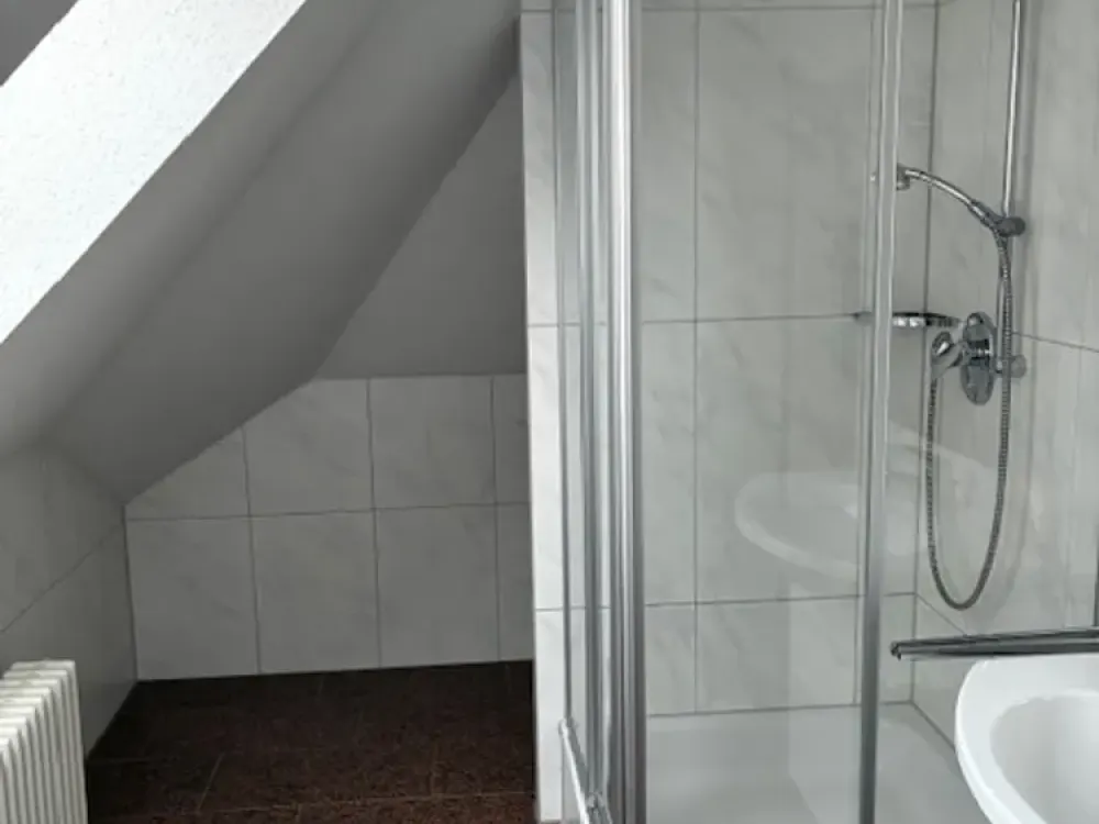 Exklusive 3,5-Zi.-Wohnung mit Gartennutzung in schöner Lage in Degerloch