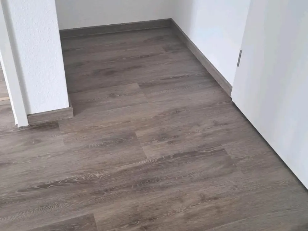 2 Zimmer Wohnung mit 2 Balkonen in Leipzig-Lindenthal