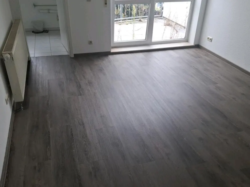 2 Zimmer Wohnung mit 2 Balkonen in Leipzig-Lindenthal