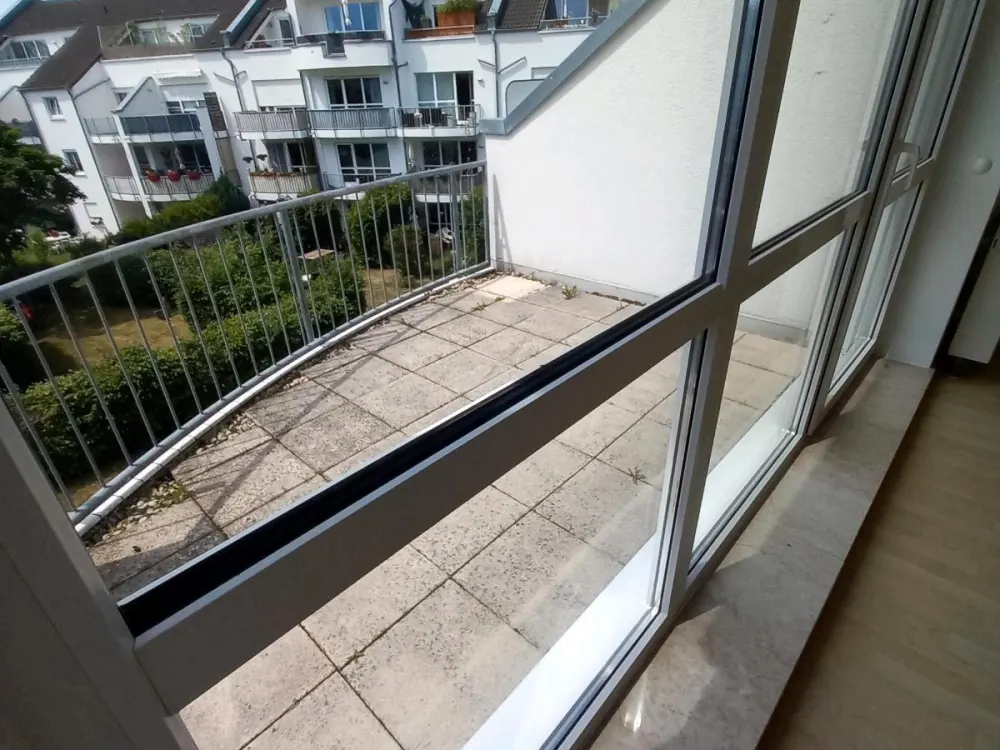 2 Zimmer Wohnung mit 2 Balkonen in Leipzig-Lindenthal