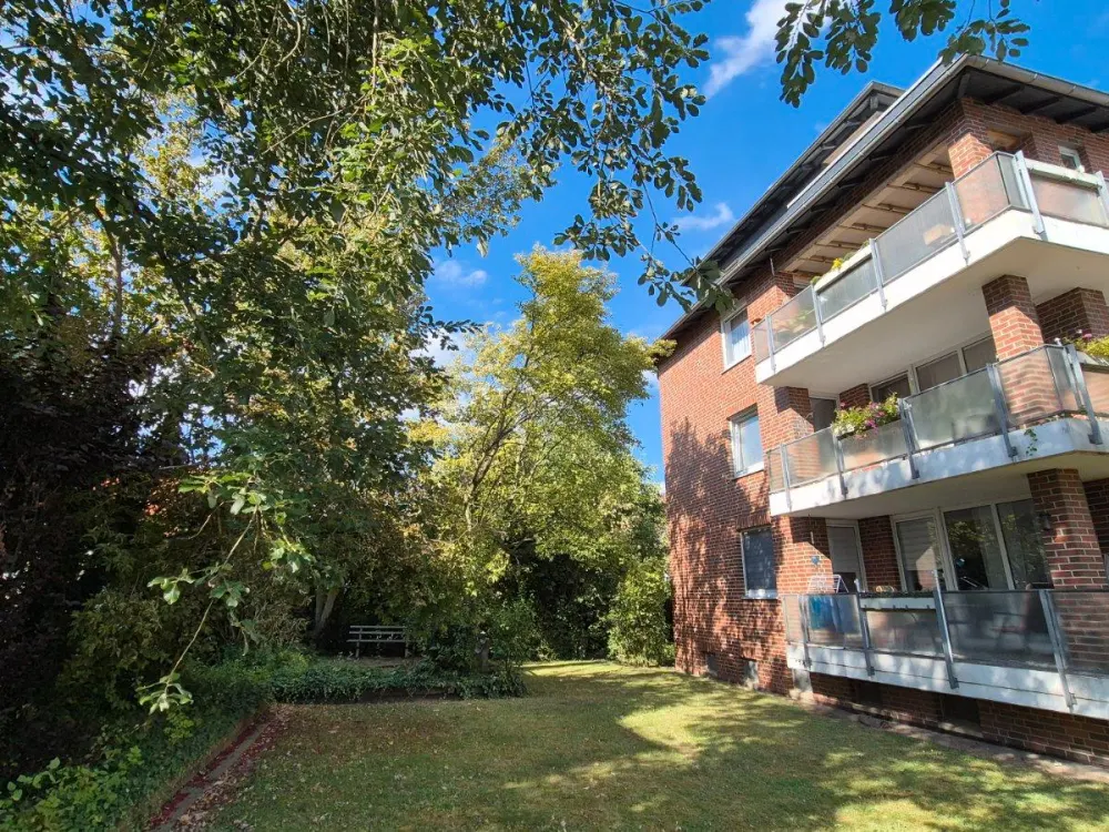 Moderne 3 Zimmer Wohnung 88 m², Dach-Terrasse, TG, Keller