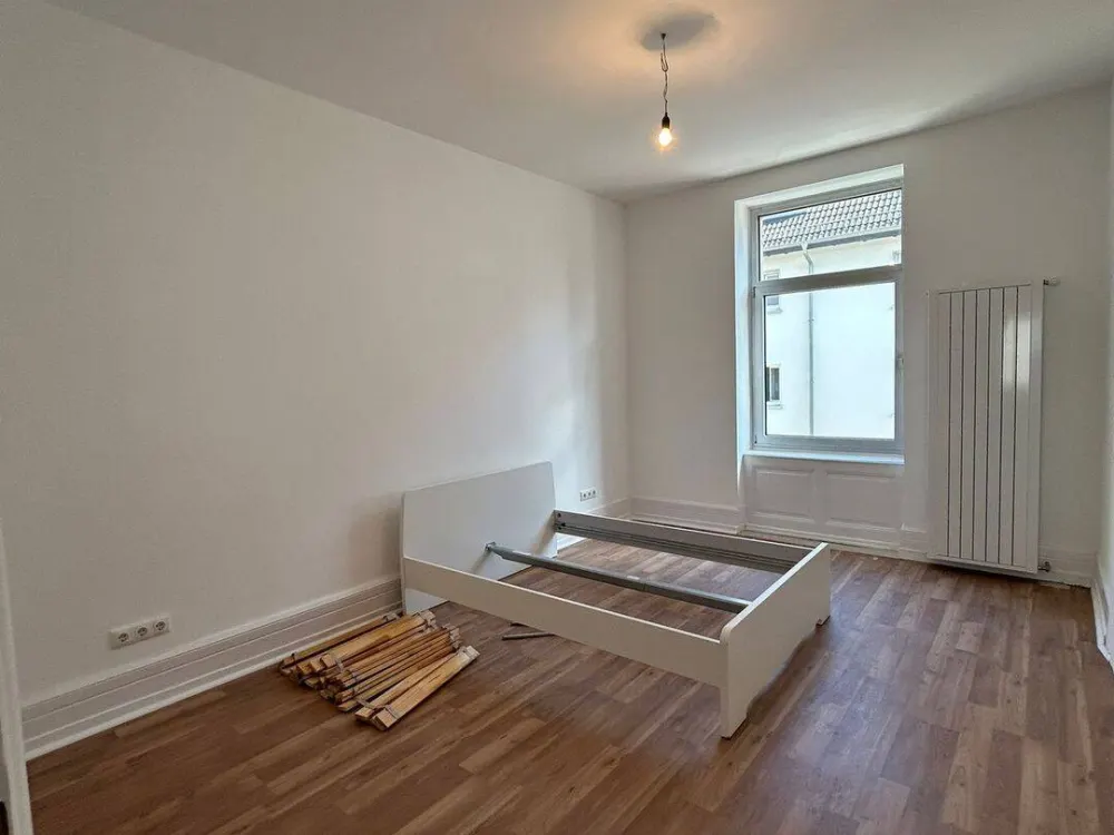 neu renoviertes WG Zimmer direkt am Merianplatz