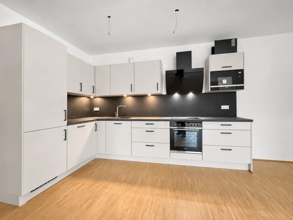 3 Zimmer Neubauwohnung mit großer Loggia!