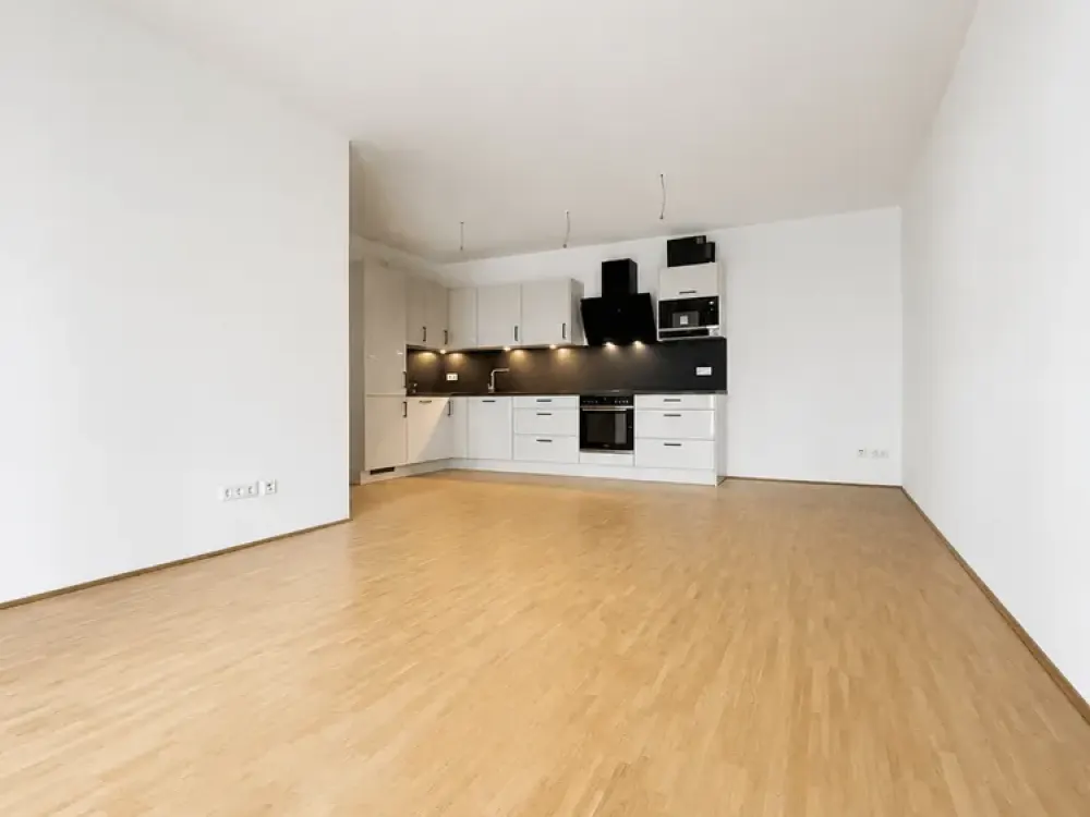 3 Zimmer Neubauwohnung mit großer Loggia!