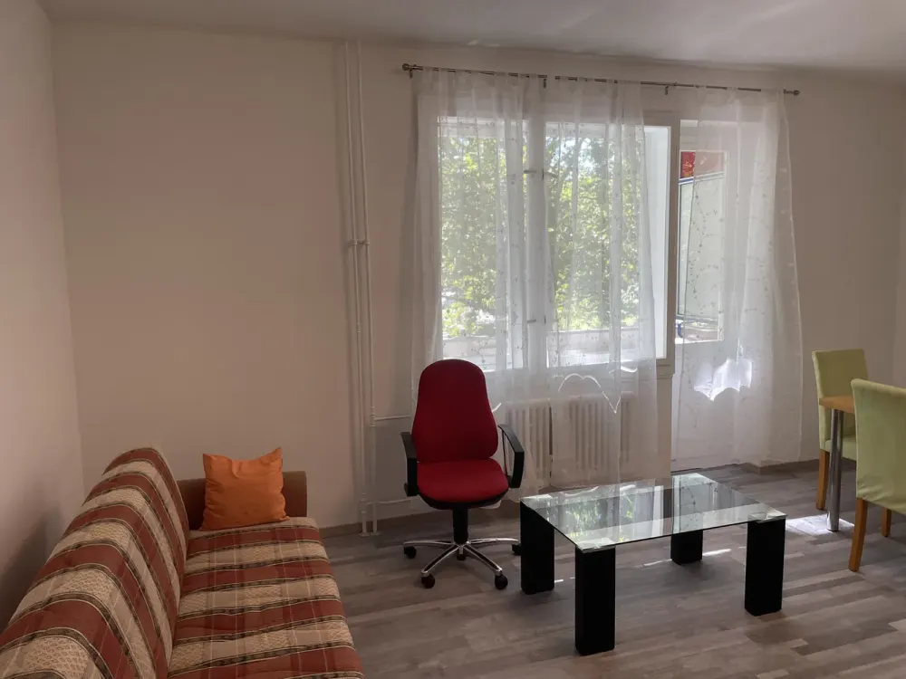 Ideal für WG´s geeignet! Befristet auf max. 3 Jahre! Möbliert