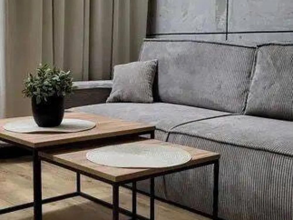 Möblierte 2-Zimmer-Wohnung (45 m²) im 1. OG, Jasmunder Straße 14, Berlin-Gesundbrunnen, modern & stilvoll