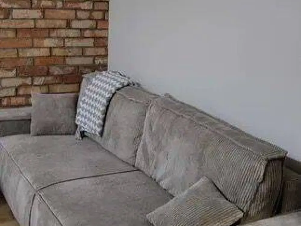 Möblierte 2-Zimmer-Wohnung (45 m²) im 1. OG, Jasmunder Straße 14, Berlin-Gesundbrunnen, modern & stilvoll