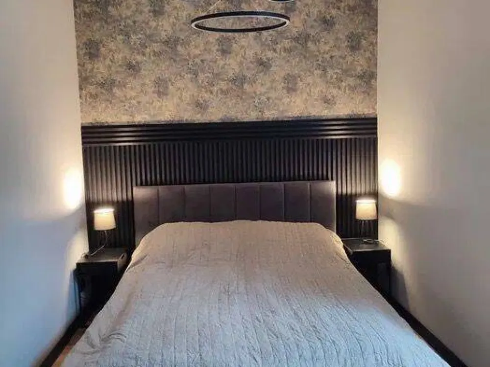 Möblierte 2-Zimmer-Wohnung (45 m²) im 1. OG, Jasmunder Straße 14, Berlin-Gesundbrunnen, modern & stilvoll