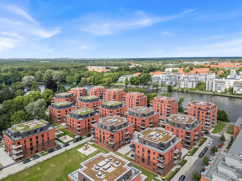 Zweitbezug ab 01.11.2026 | Sonnendurchflutete 2-Zimmer-Neubauwohnung mit Spreeblick | EBK | Top Lage