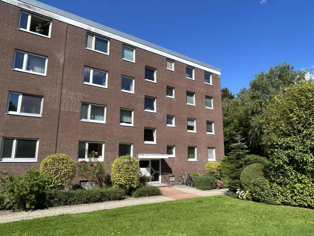 Helle 4-Zimmerwohnung mit Loggia zum Garten in Großhansdorf zur Miete, Wentzel Dr.