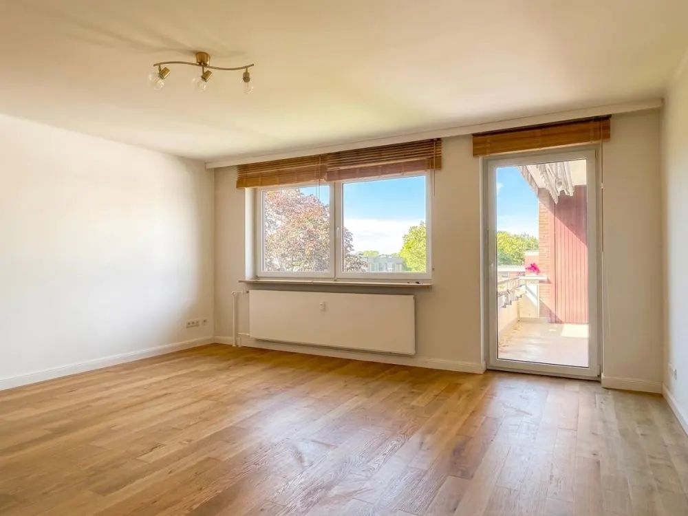 Helle 4-Zimmerwohnung mit Loggia zum Garten in Großhansdorf zur Miete, Wentzel Dr.