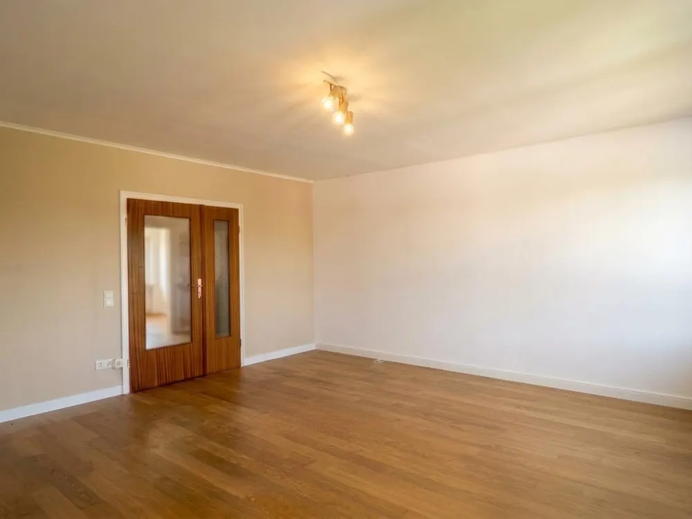 Helle 4-Zimmerwohnung mit Loggia zum Garten in Großhansdorf zur Miete, Wentzel Dr.