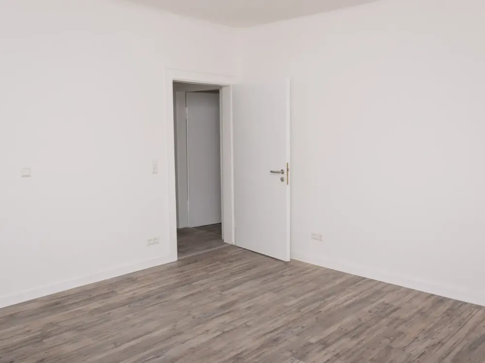 2-Room Apartment with Balcony for Rent in Rheinstetten (Completely Renovated in 2019)