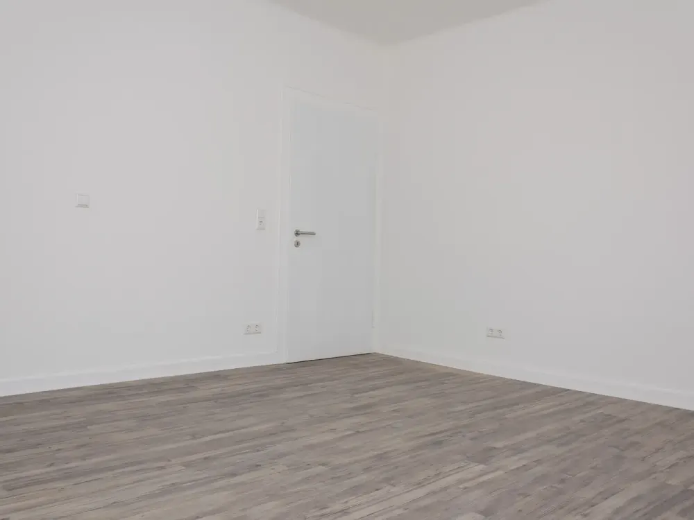 2-Room Apartment with Balcony for Rent in Rheinstetten (Completely Renovated in 2019)