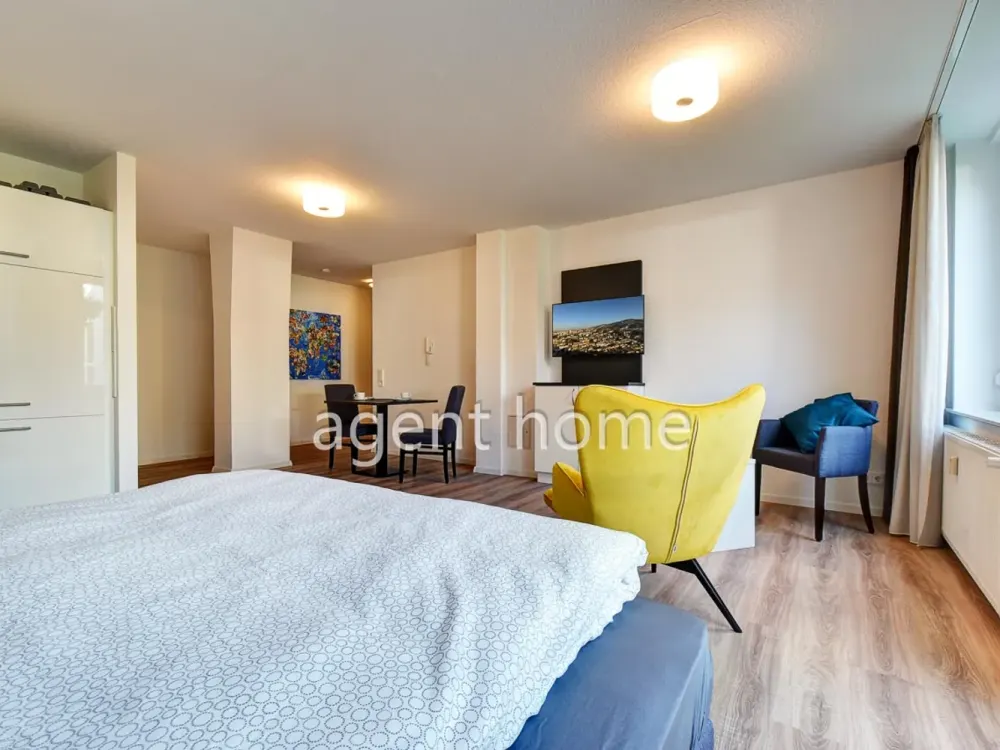 MÖBLIERT - NICE LIVING - Erdgeschosswohnung mit Terrasse