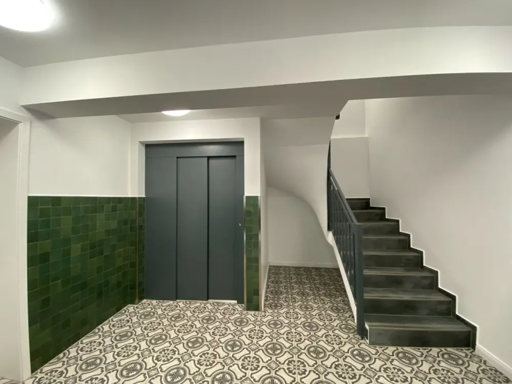 Modernisierte 3-Zimmerwohnung im beliebten Bahnhofsviertel in Rostock - mit zwei Balkonen