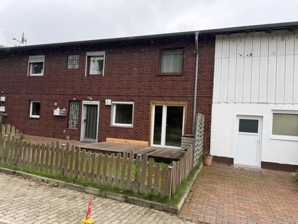 Helle 2-Zimmer-Wohnung in Henstedt-Ulzburg: Wohnen auf dem Land